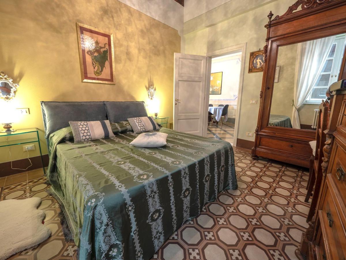 Luxury - Elegante Appartamento Nel Cuore Di Λούκα Εξωτερικό φωτογραφία